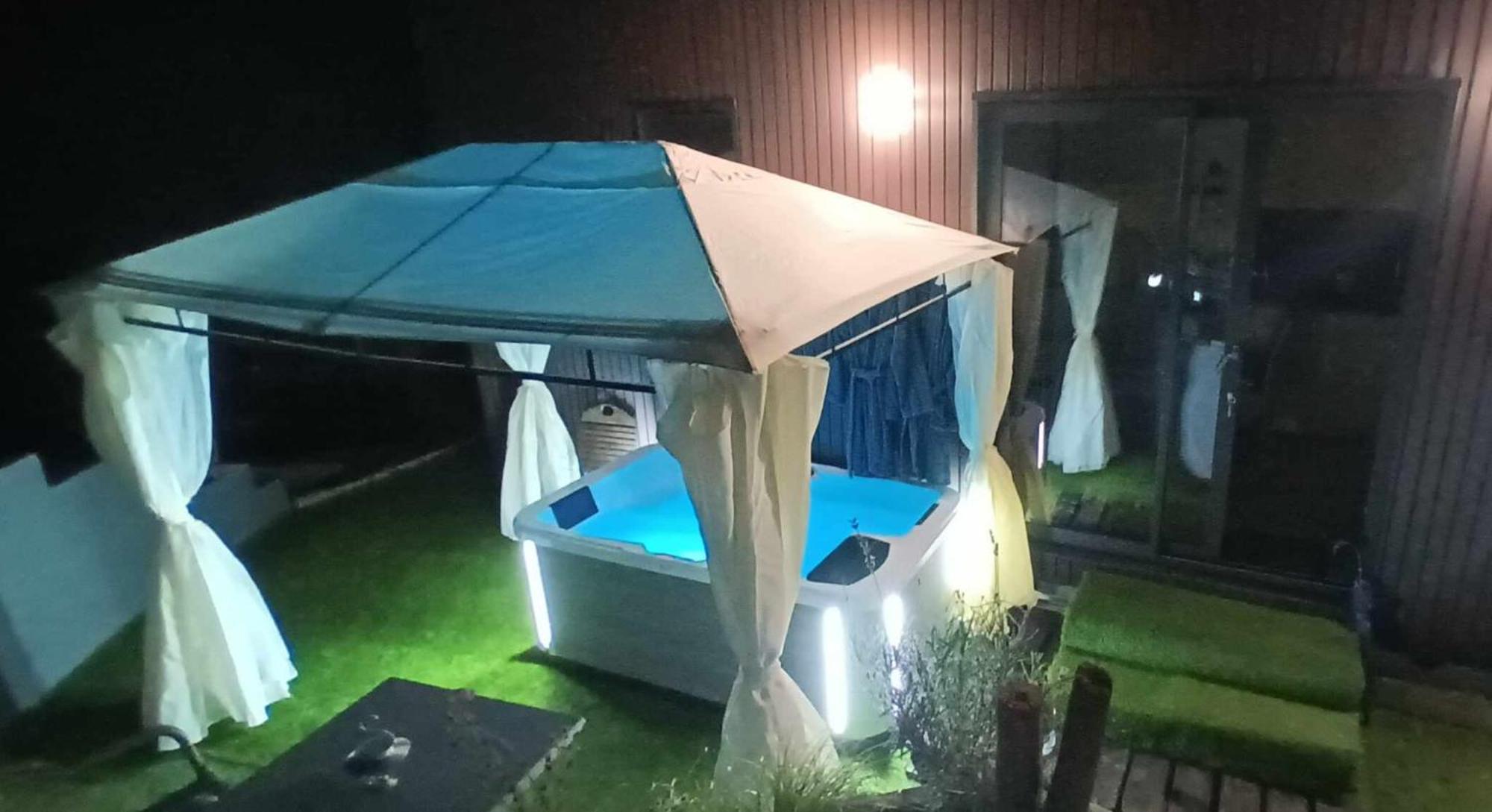 Au Fond Du Jardin Villa Wintzenheim-Kochersberg Bagian luar foto