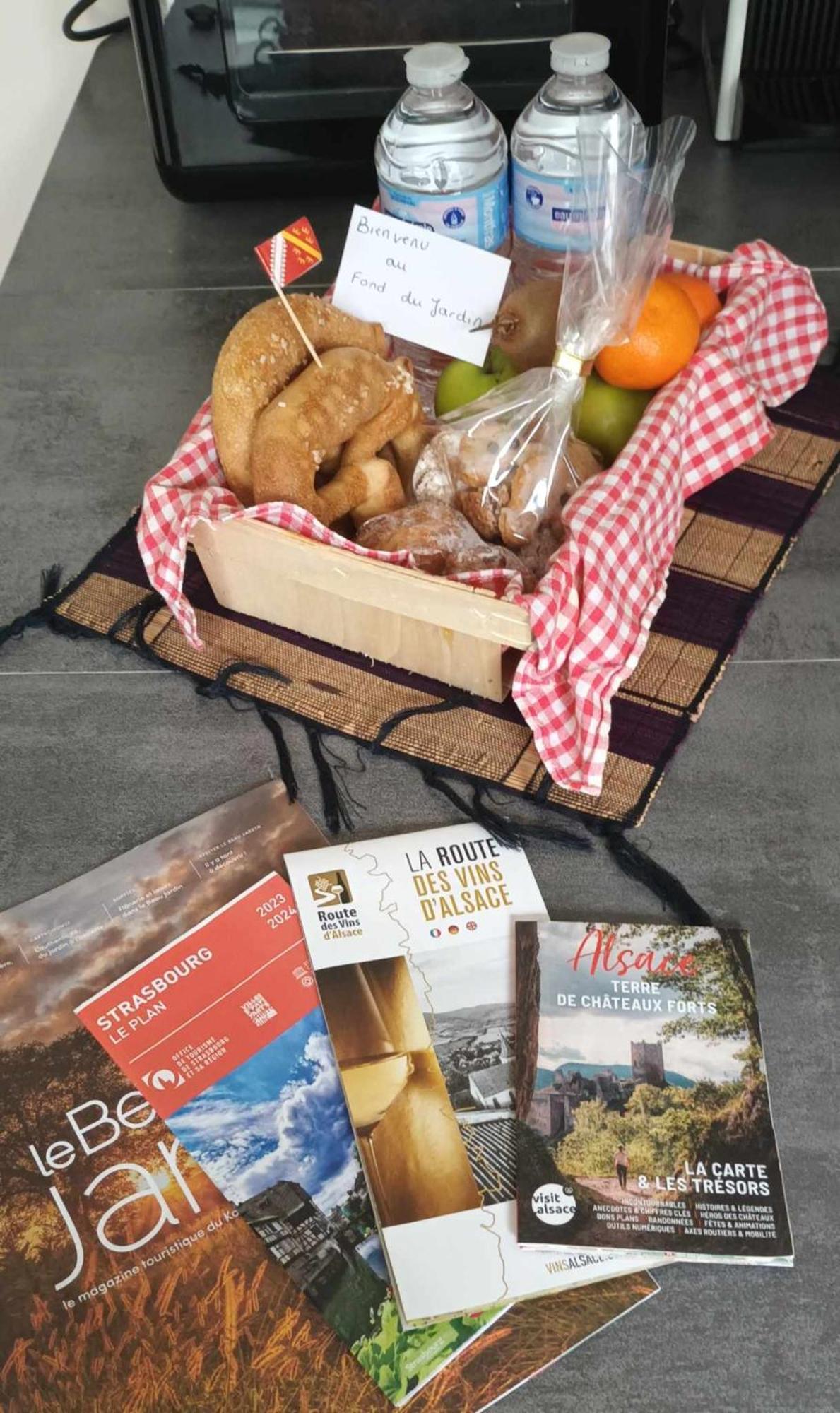 Au Fond Du Jardin Villa Wintzenheim-Kochersberg Bagian luar foto
